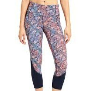 Athleta HIGH RISE TAPESTRY CHATURANGA™ SHOCK CAPRI size XS